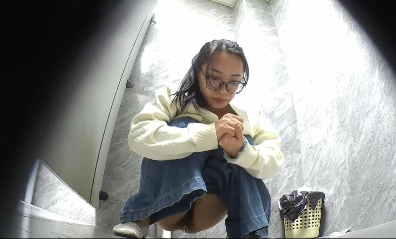 BFJP-202 - Toilet Only For Beautiful Women 美女専用トイレ FullHD (2026)